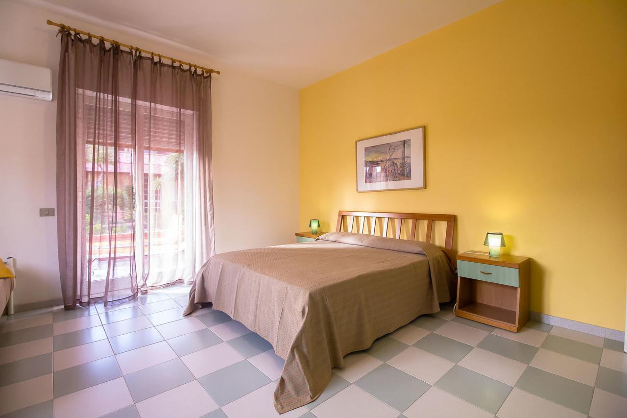 Residence Del Mare Casesicule Santa Maria Del Focallo Eksteriør bilde